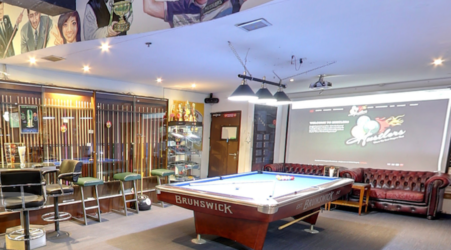 sports bar and pool venue Hustlers Bangkok