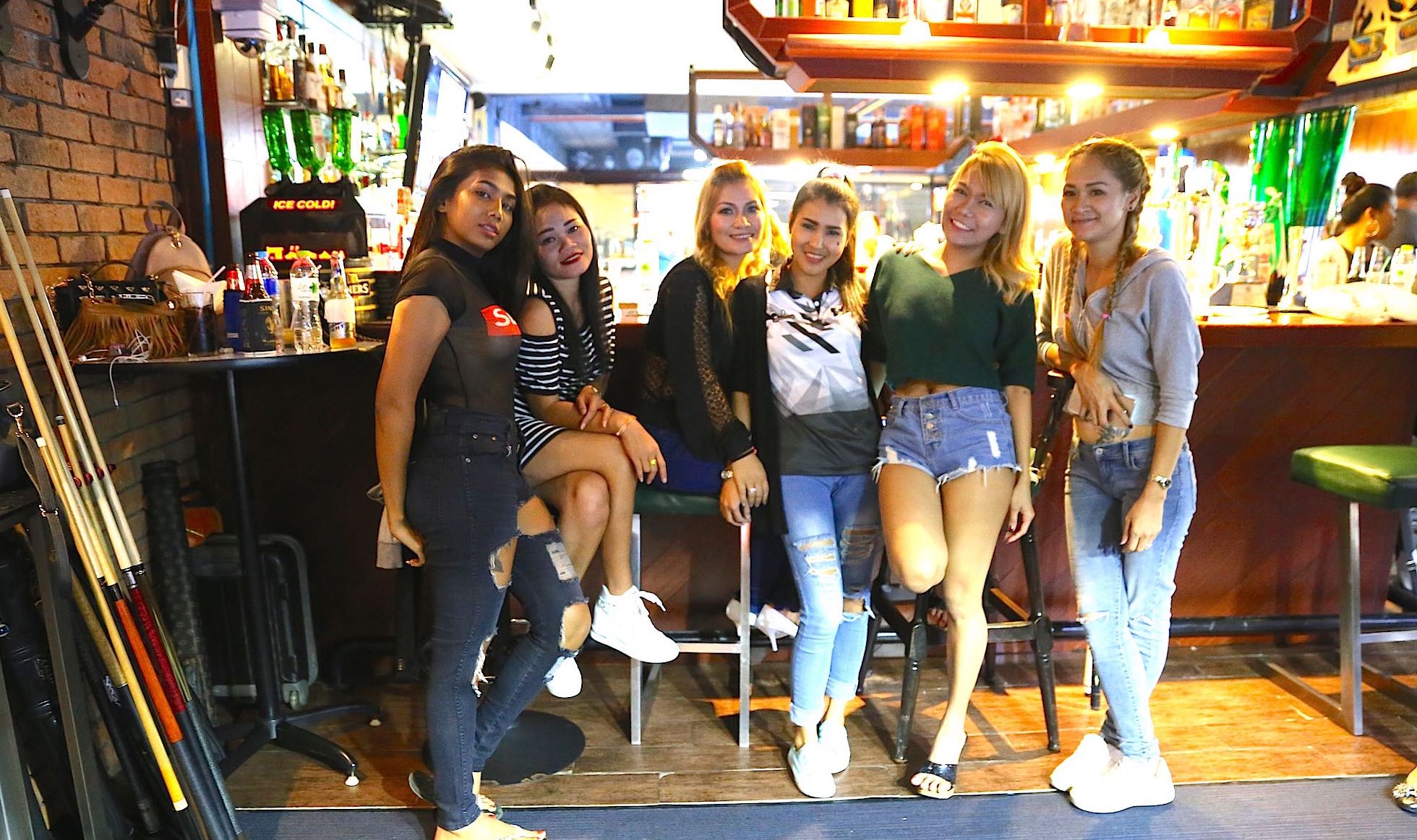 Best Sports Bar and Pool Hall in Bangkok Hustlers Bangkok